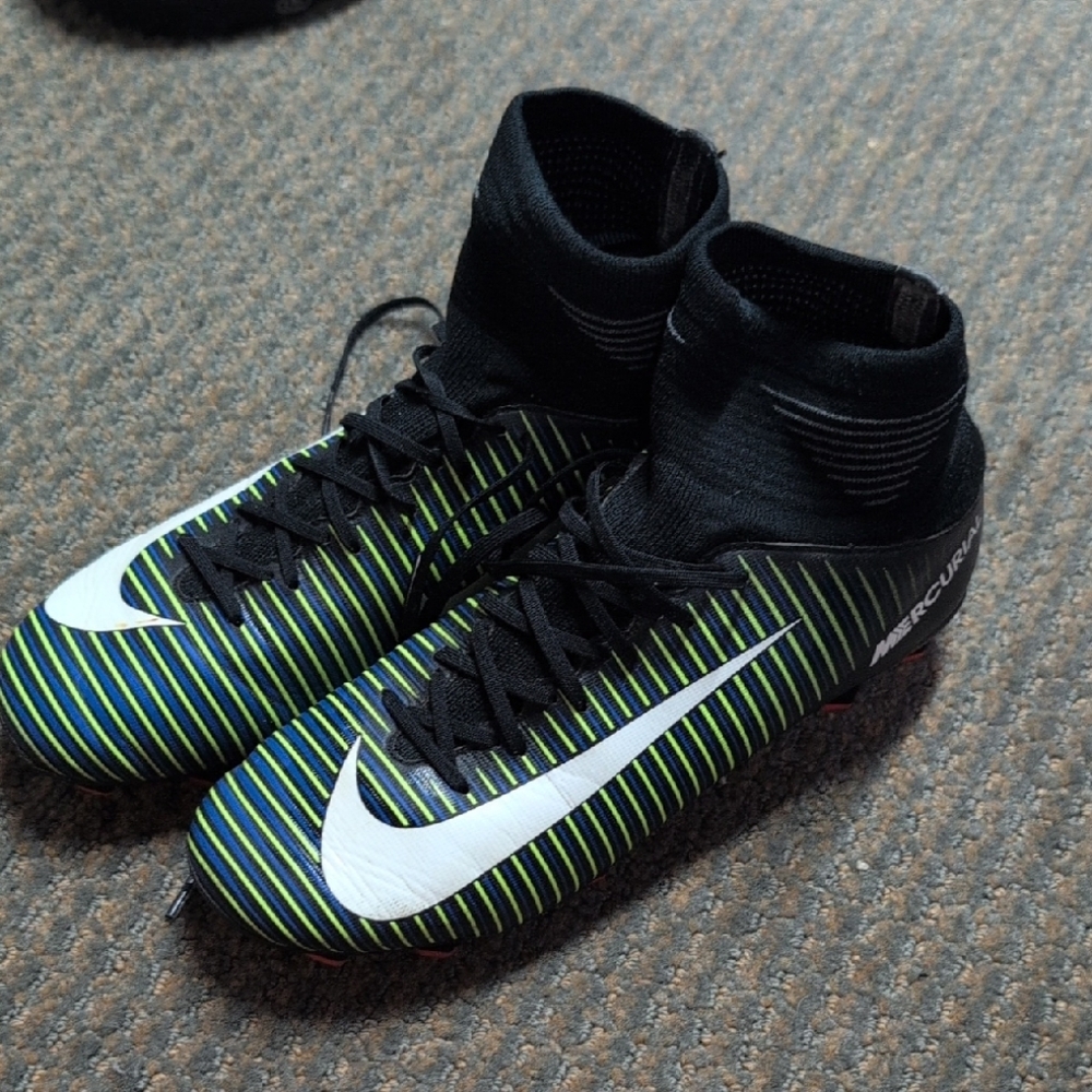 Nike Kids Sneakers - Black, Green, Blue, White